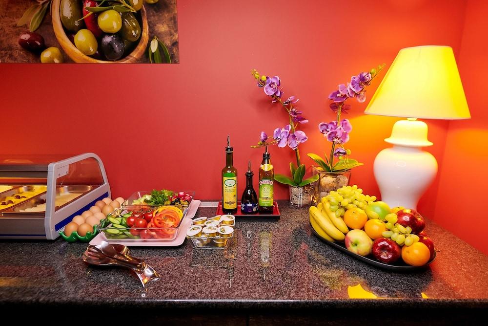 La Boutique Hotel Прага Екстериор снимка